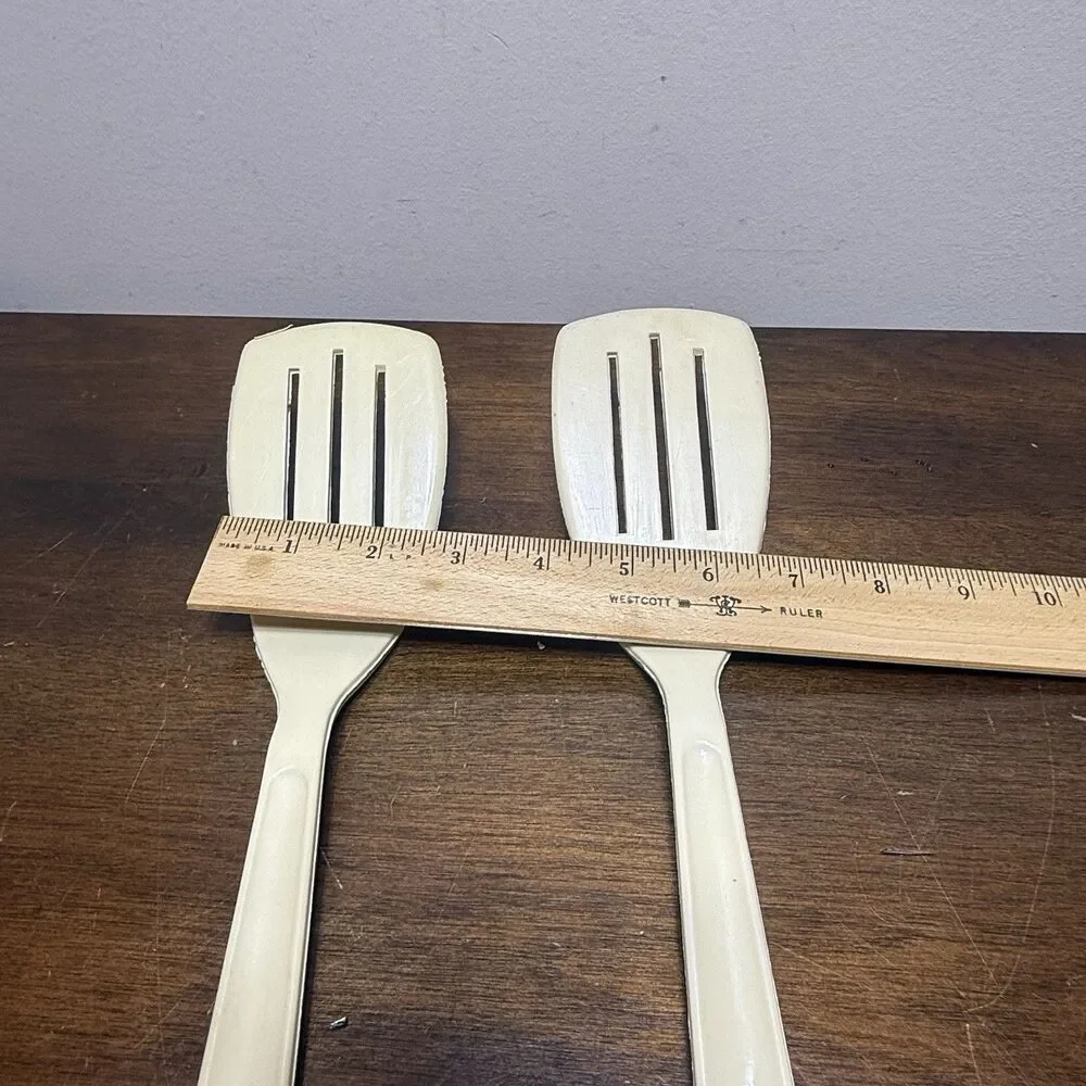 King Kraft Nylon 3 Slotted Spatula Set Of 2 Cream Made In USA Retro Vintage
